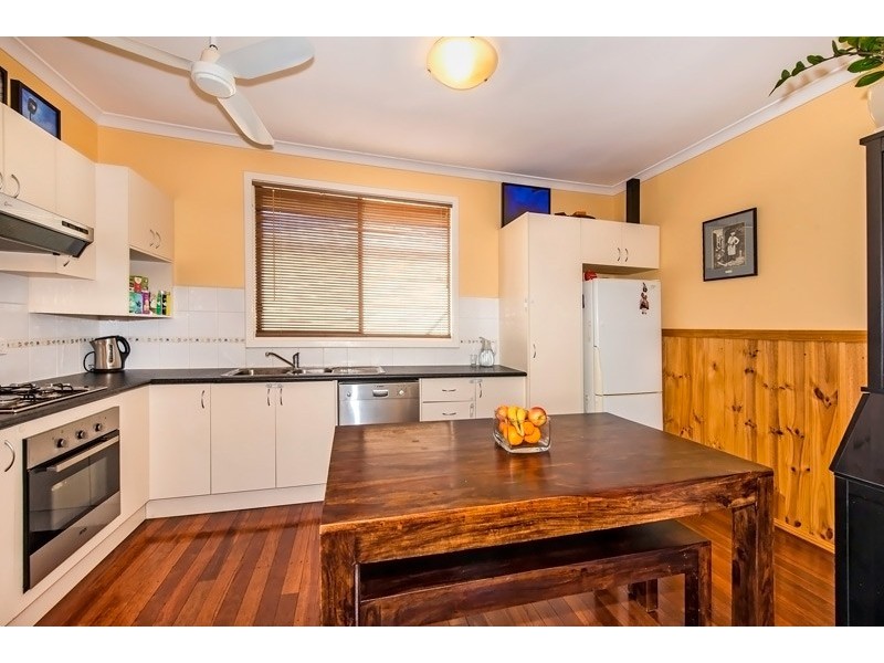 11 Sproxton Way, Embleton WA 6062