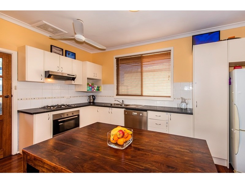 11 Sproxton Way, Embleton WA 6062