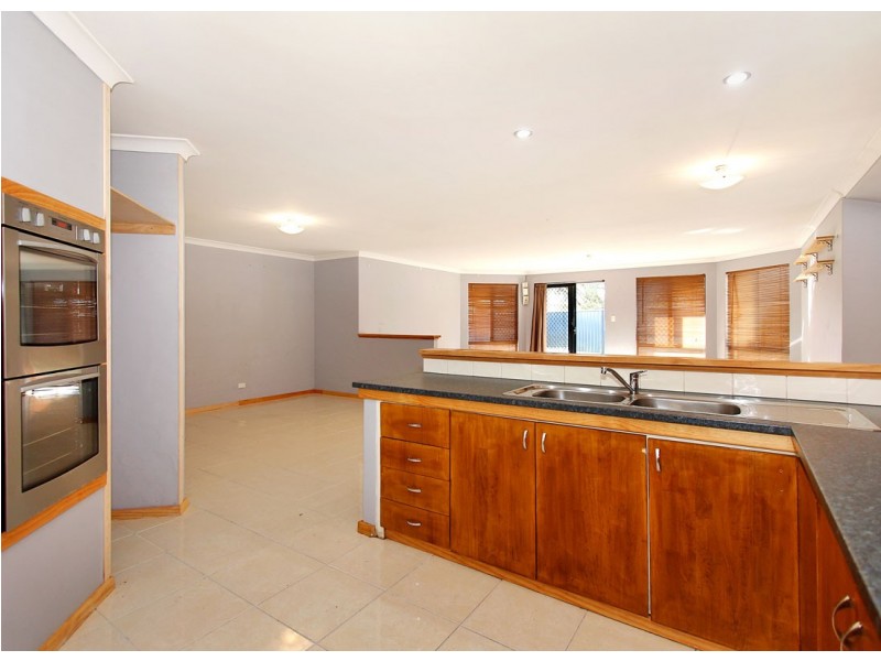 15 Romani Court, Lockridge WA 6054