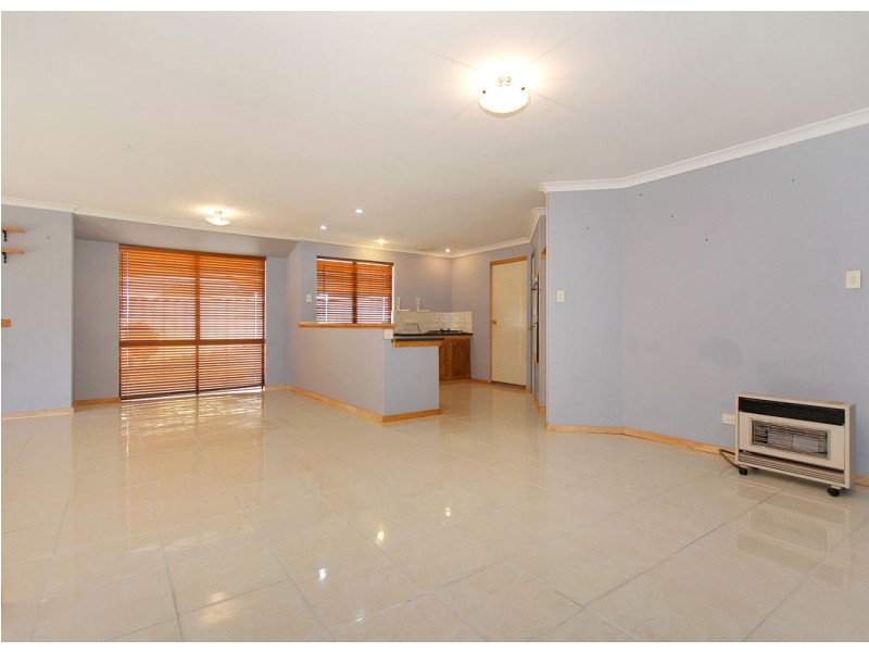 15 Romani Court, Lockridge WA 6054