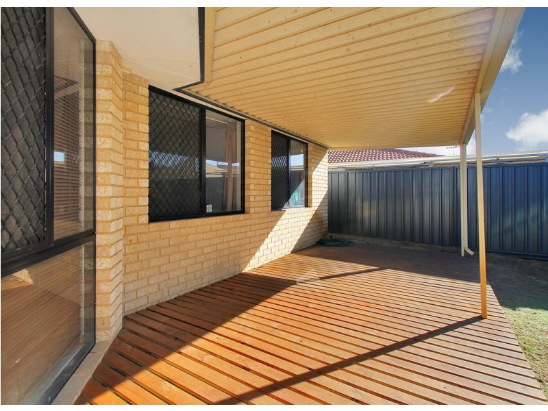 15 Romani Court, Lockridge WA 6054