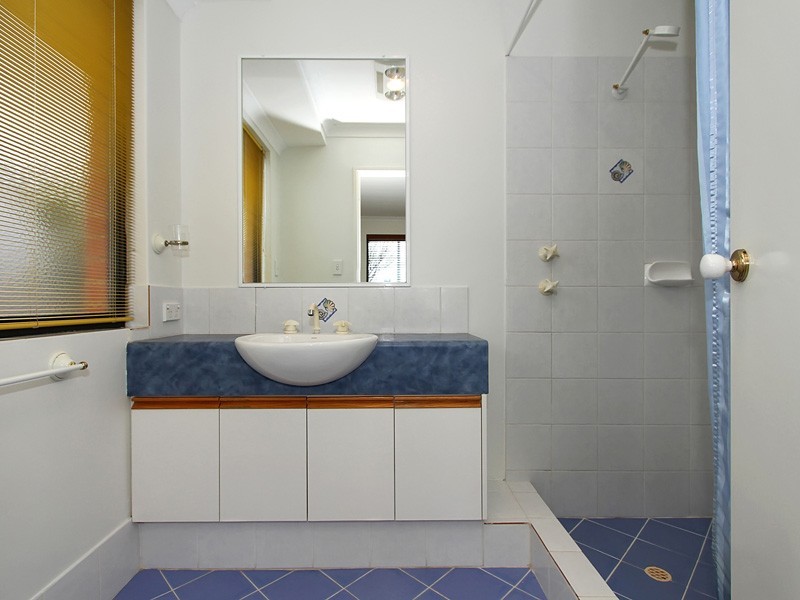 8 Nutbush Court, Thornlie WA 6108