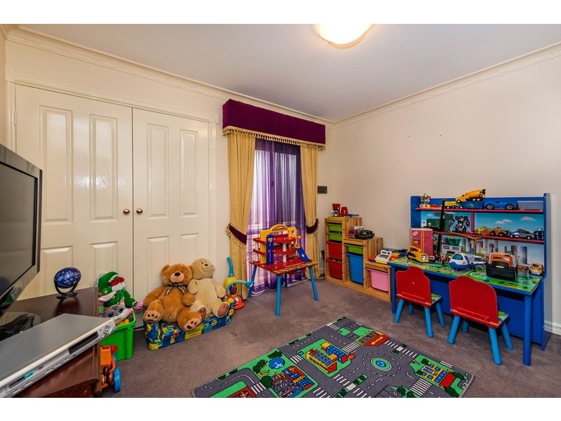 82 Avocado Drive, Dianella WA 6059