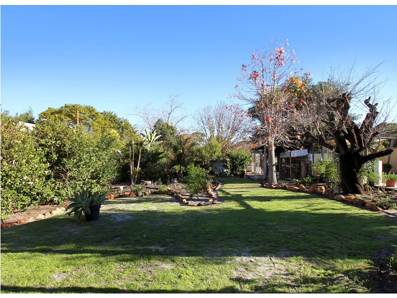 17 Hudson Street, Bayswater WA 6053