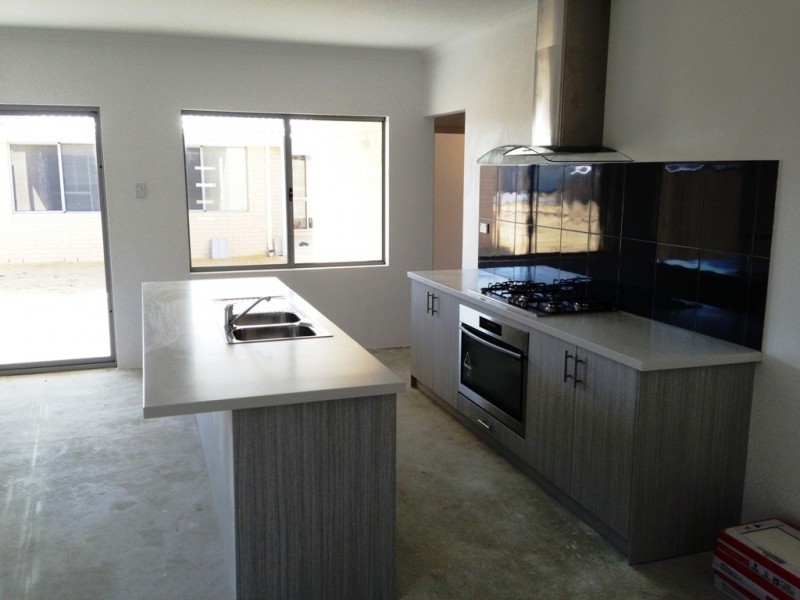 10 Frigate Place, Southern River WA 6110