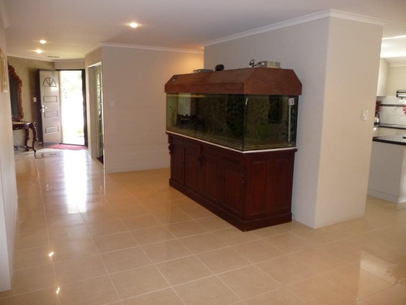 21 Balikpapan Avenue, Dianella WA 6059