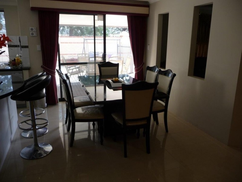 21 Balikpapan Avenue, Dianella WA 6059