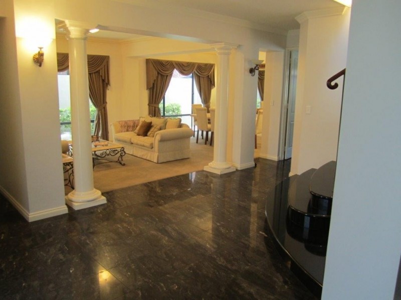 18 Balikpapan Avenue, Dianella WA 6059