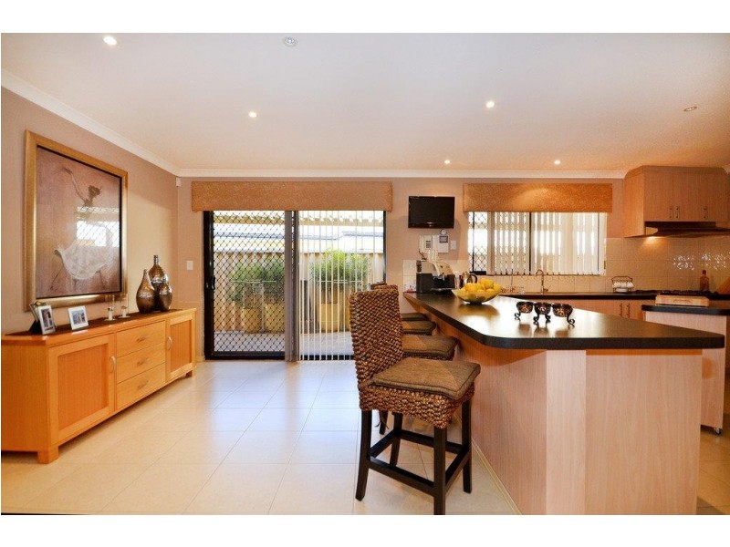 12 Banksaddle Place, Dianella WA 6059