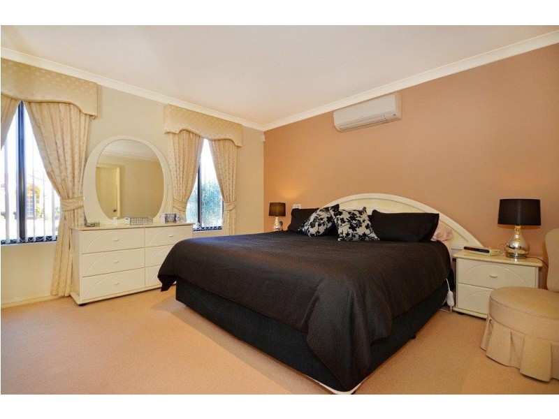 12 Banksaddle Place, Dianella WA 6059