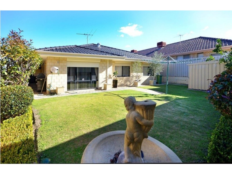 12 Banksaddle Place, Dianella WA 6059