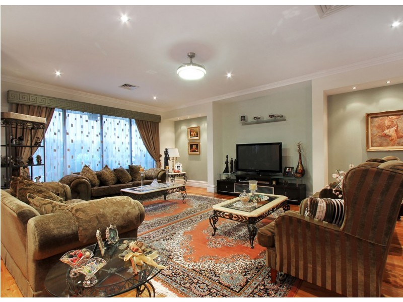 18 Bencubbin Crescent, Dianella WA 6059