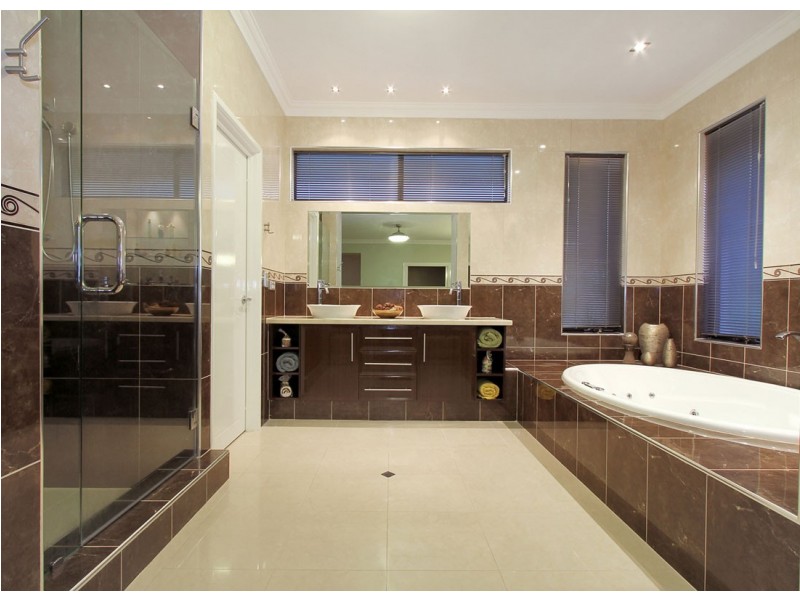 18 Bencubbin Crescent, Dianella WA 6059