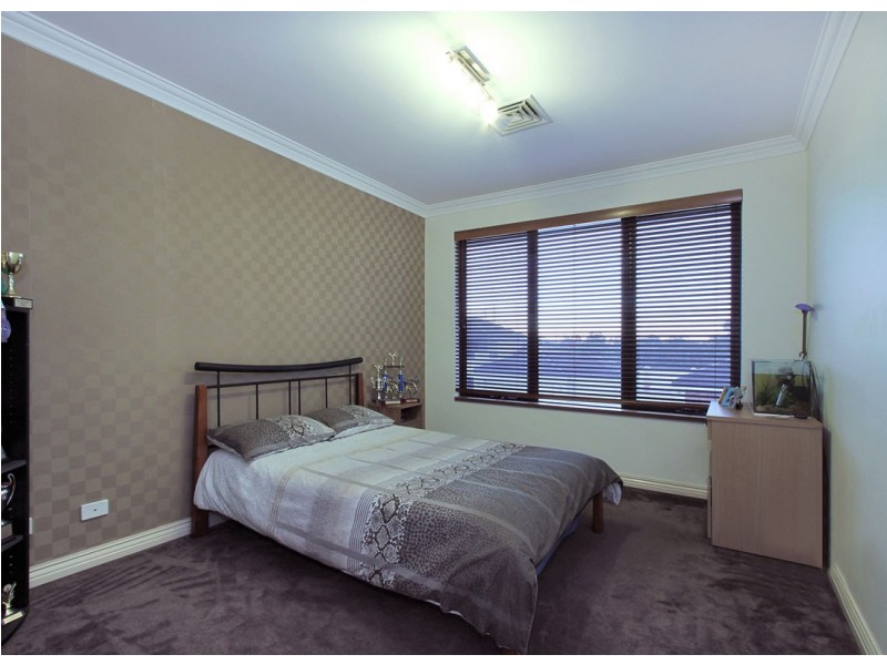 18 Bencubbin Crescent, Dianella WA 6059