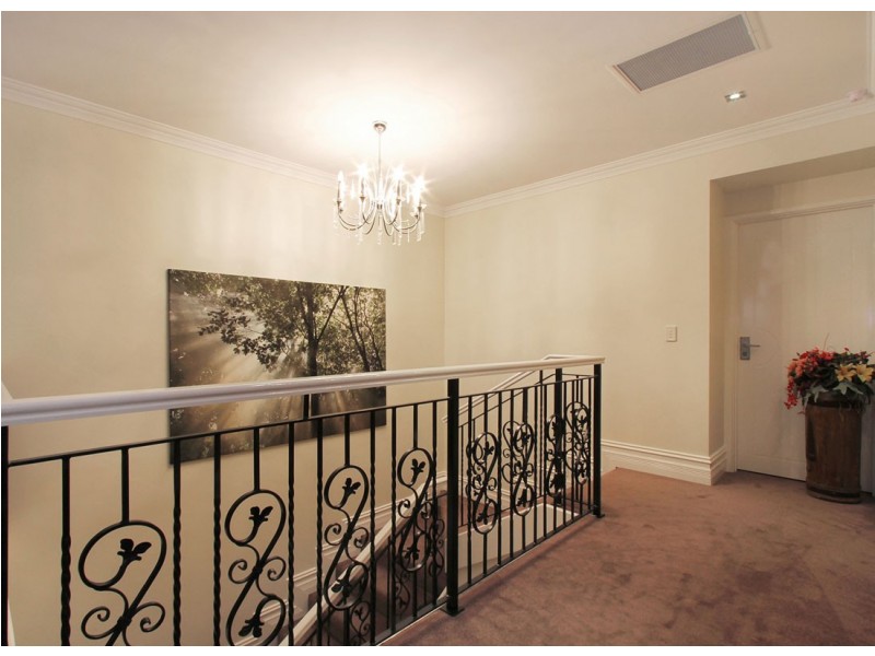 18 Bencubbin Crescent, Dianella WA 6059