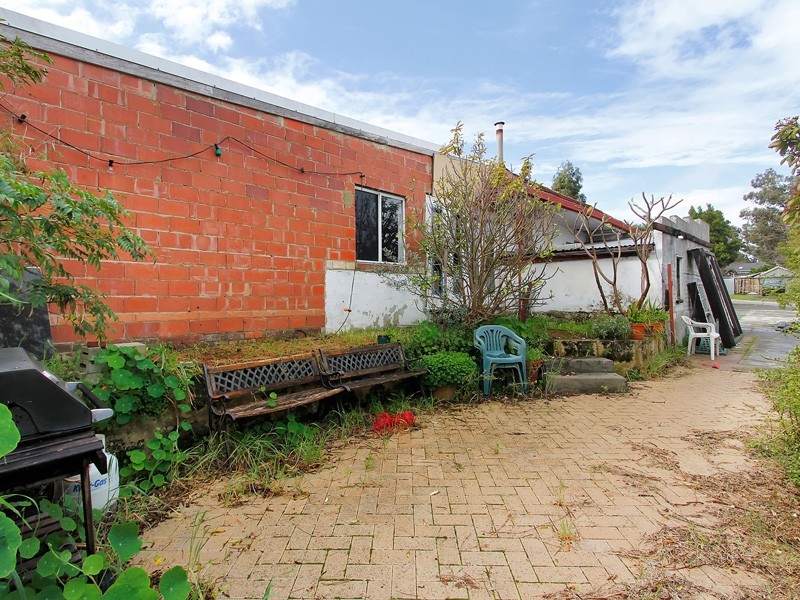 59 Fourth Ave, Eden Hill WA 6054