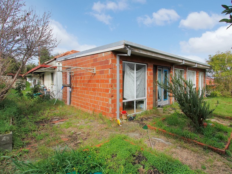 59 Fourth Ave, Eden Hill WA 6054