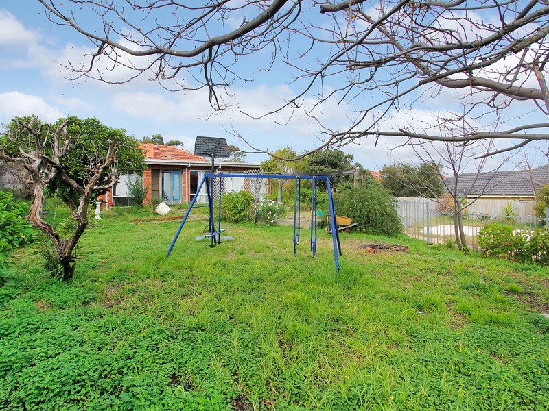 59 Fourth Ave, Eden Hill WA 6054