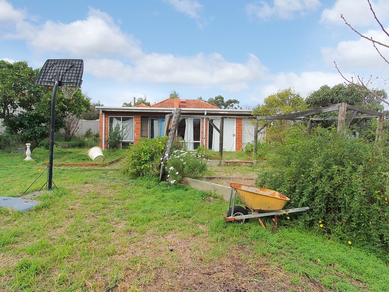 59 Fourth Ave, Eden Hill WA 6054