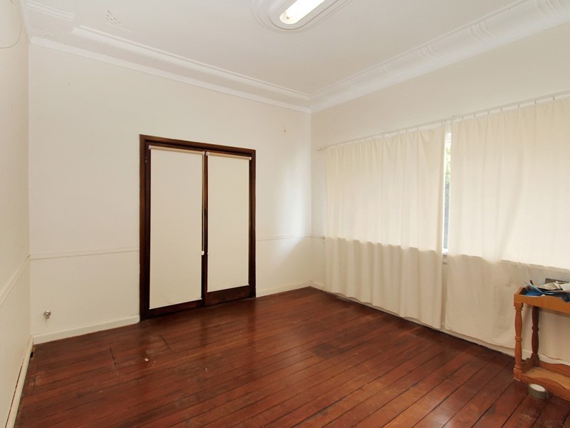 59 Fourth Ave, Eden Hill WA 6054