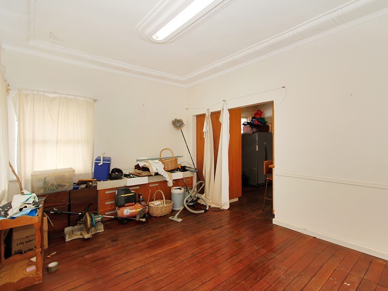 59 Fourth Ave, Eden Hill WA 6054