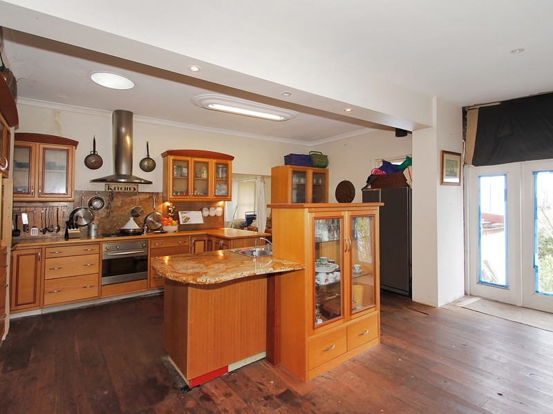 59 Fourth Ave, Eden Hill WA 6054