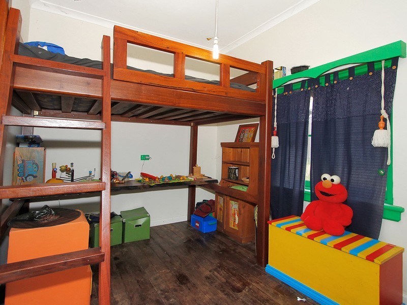 59 Fourth Ave, Eden Hill WA 6054