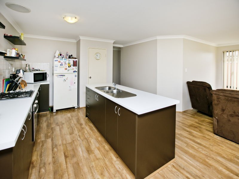 24 Hatfield Road, Ellenbrook WA 6069