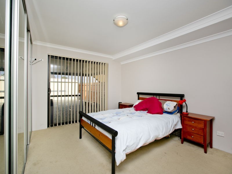 24 Hatfield Road, Ellenbrook WA 6069