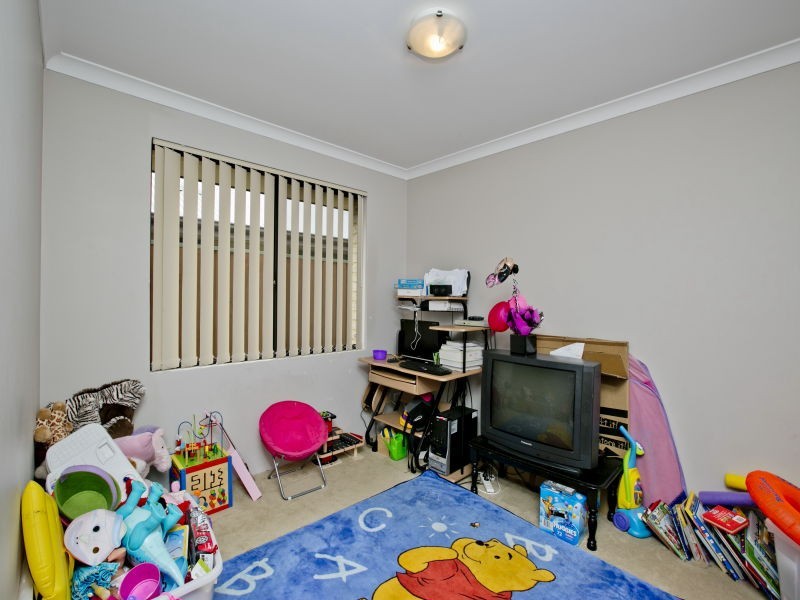 24 Hatfield Road, Ellenbrook WA 6069