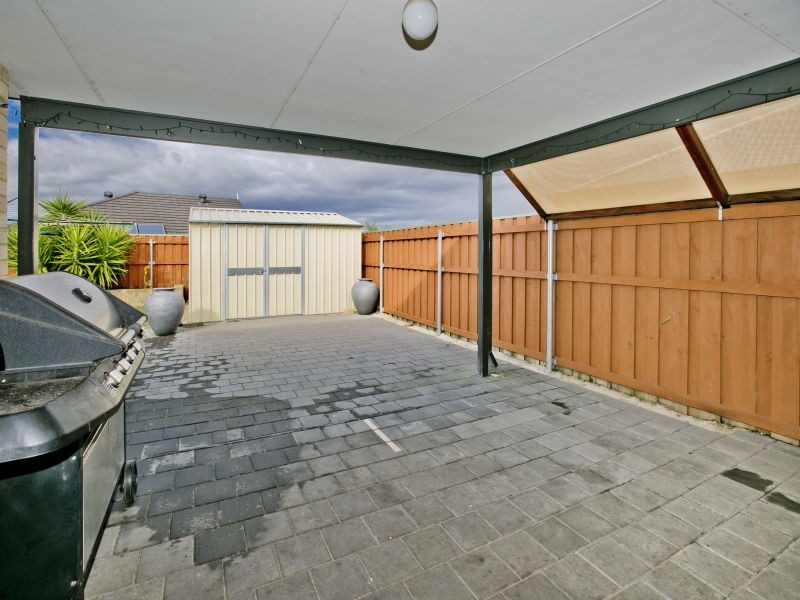 24 Hatfield Road, Ellenbrook WA 6069