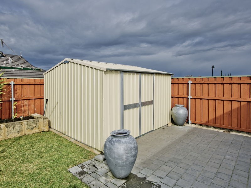 24 Hatfield Road, Ellenbrook WA 6069