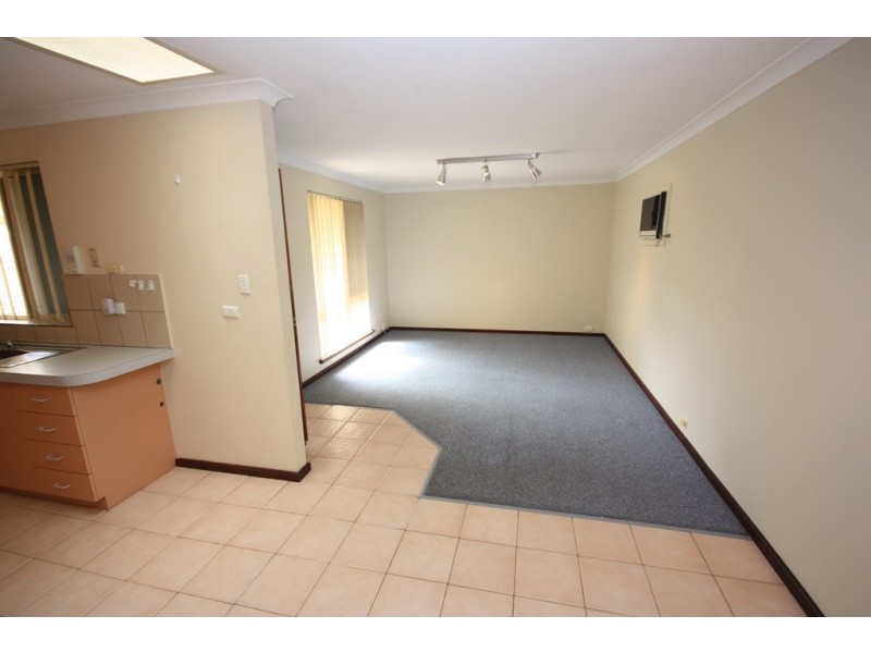 3/77 Valentine Avenue, Dianella WA 6059