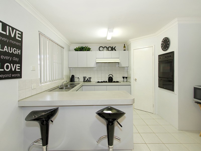 27 McCrae Pass, Canning Vale WA 6155