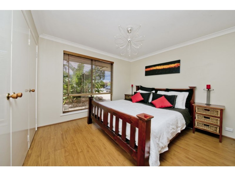 7 Salacia Court, Alexander Heights WA 6064