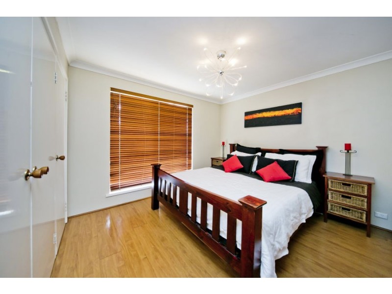 7 Salacia Court, Alexander Heights WA 6064