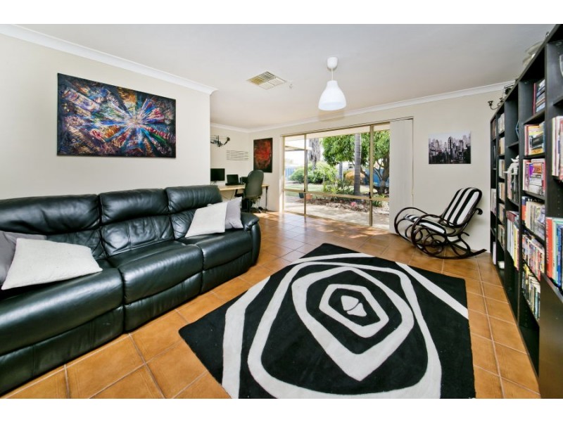 7 Salacia Court, Alexander Heights WA 6064