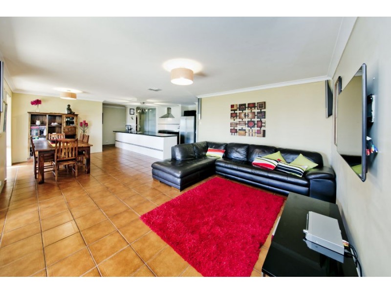 7 Salacia Court, Alexander Heights WA 6064