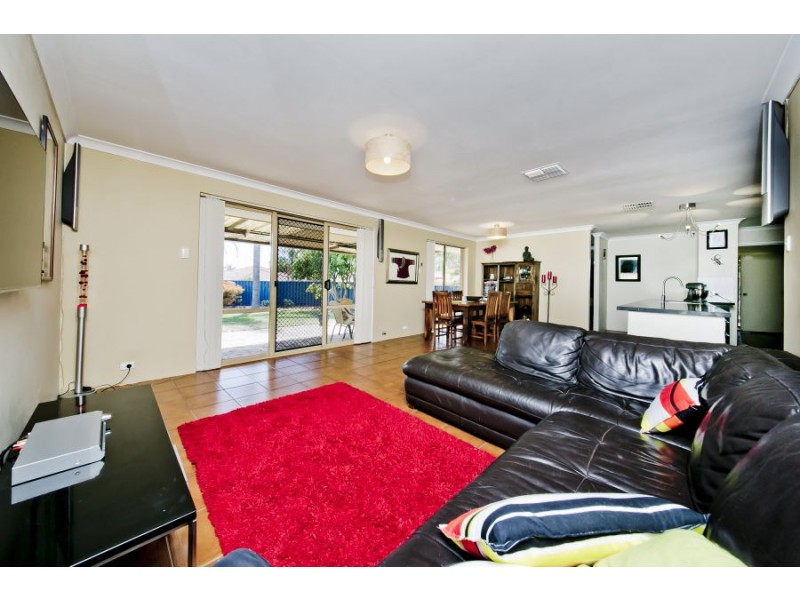 7 Salacia Court, Alexander Heights WA 6064