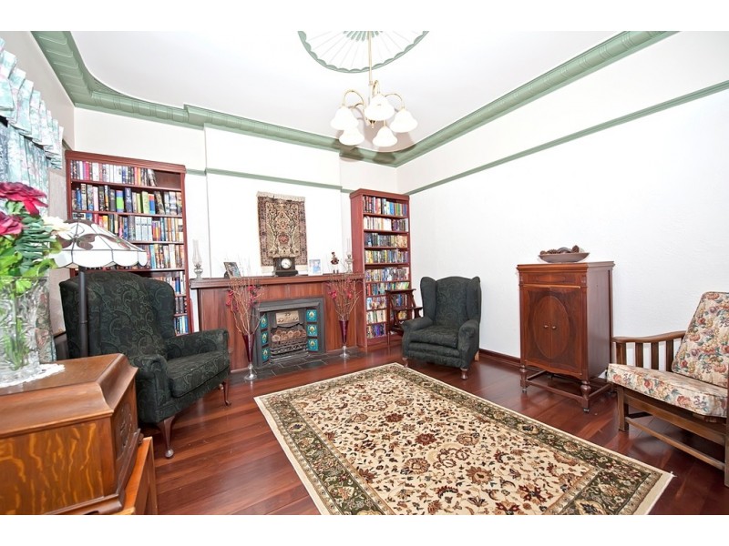 97 Holmfirth Street, Coolbinia WA 6050