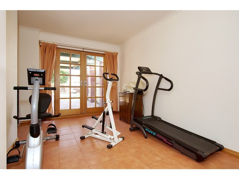 97 Holmfirth Street, Coolbinia WA 6050