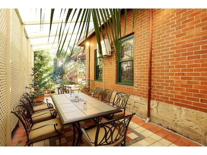 97 Holmfirth Street, Coolbinia WA 6050