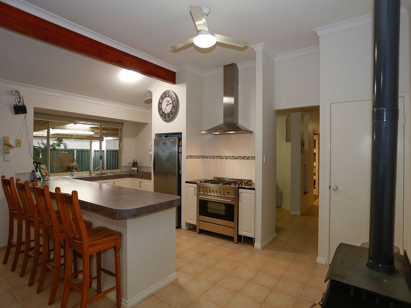 5 Bourke View, Jane Brook WA 6056