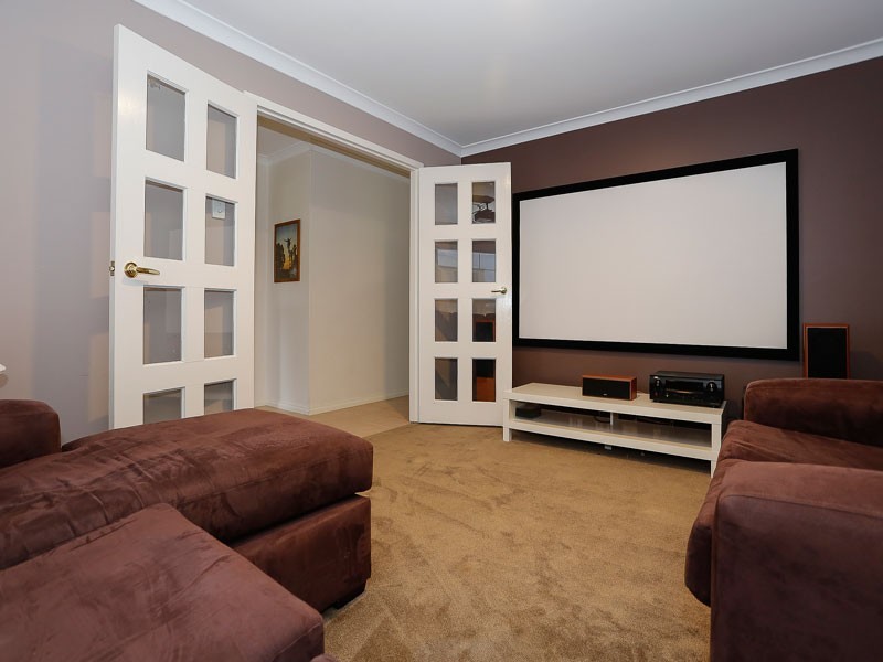 5 Bourke View, Jane Brook WA 6056