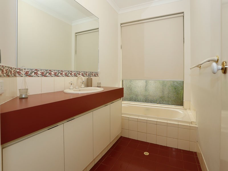 5 Bourke View, Jane Brook WA 6056