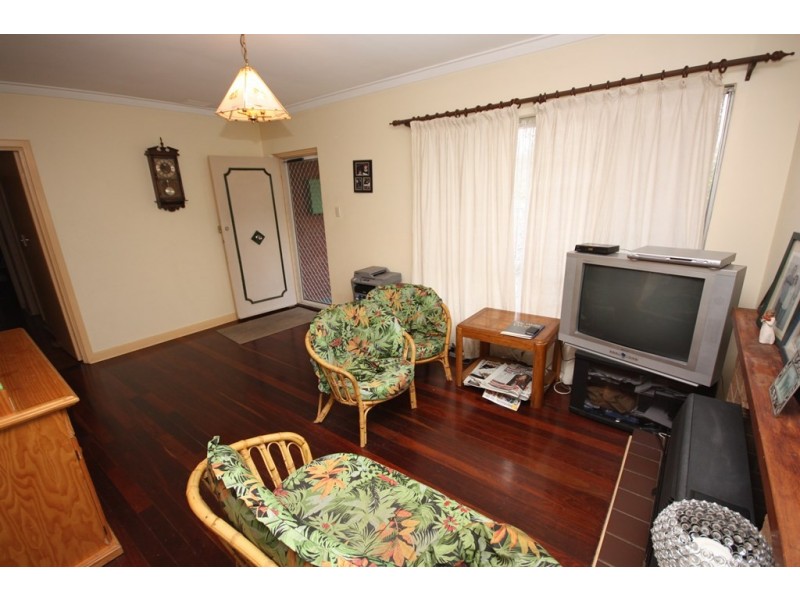 17 Lilac Place, Dianella WA 6059