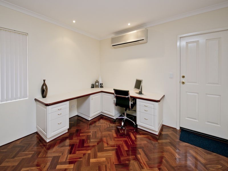 1 Redgate Lane, Dianella WA 6059