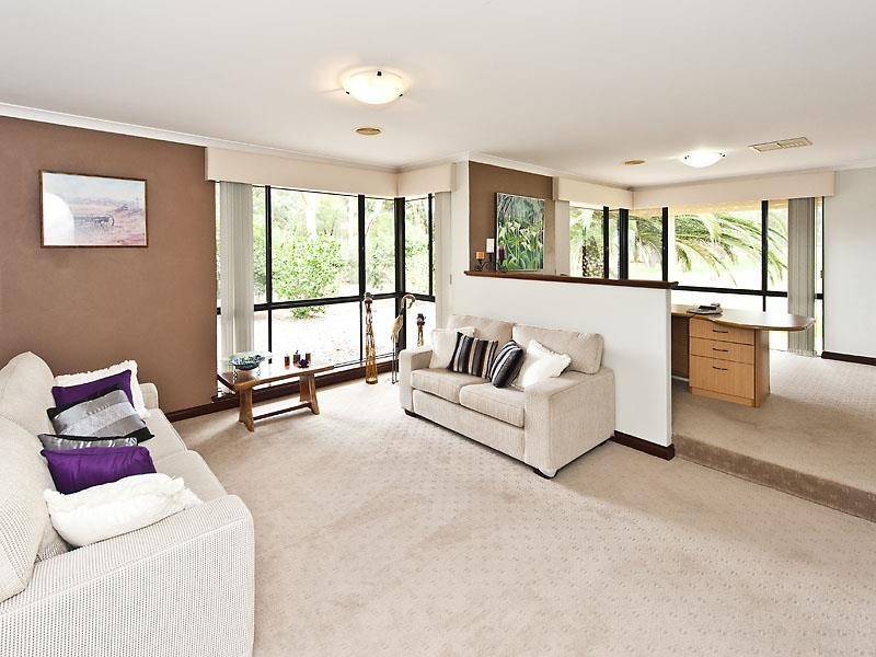 66 Racy Prince Court, Byford WA 6122