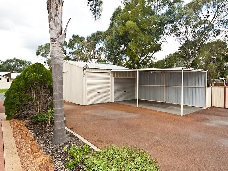 66 Racy Prince Court, Byford WA 6122