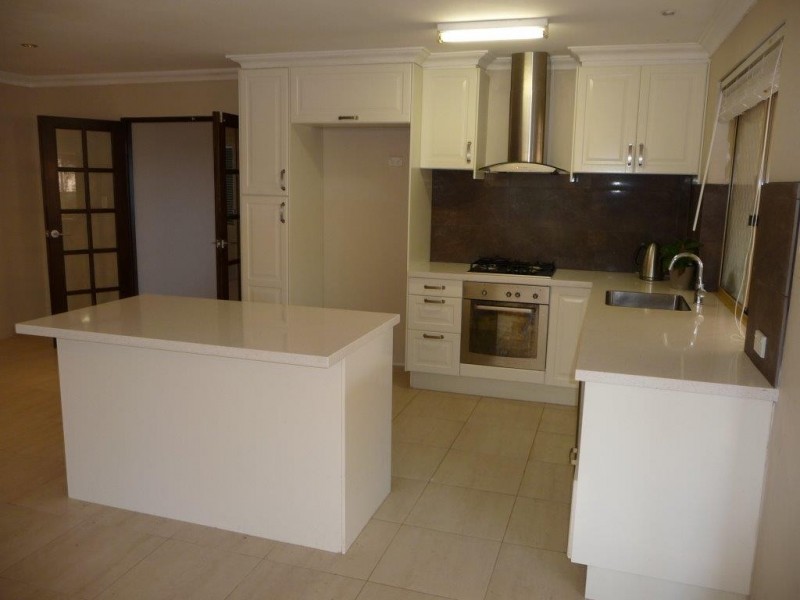 27 Teneriffe Place, Mirrabooka WA 6061